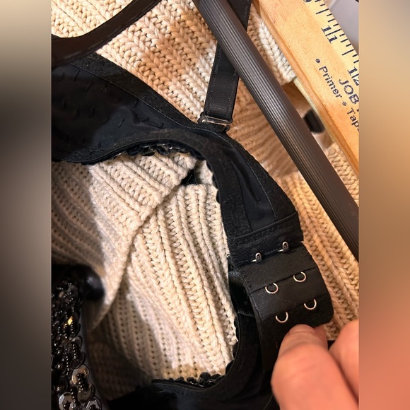 Sequin detailed bra - Picture 10 of 10